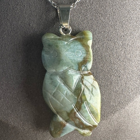 Ocean Jasper Owl Pendant Necklace on Silver Copper Chain - Picture 8 of 14